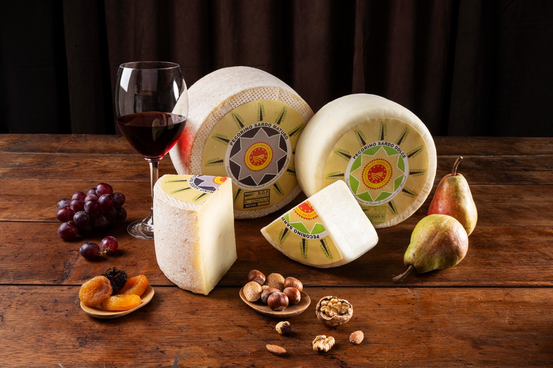 I Formaggi Sardi più Pregiati: Pecorino, Fiore Sardo e Casu Marzu