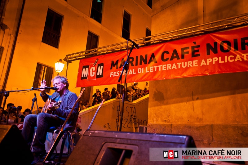 Marina Café Noir 2026: Cambiare Rotta a Gillaquas. Il programma completo del festival letterario che cambia location